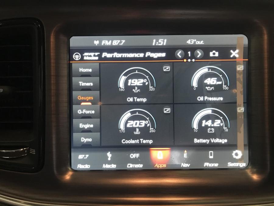 Детали интерьера Dodge Challenger SRT Demon (LC) 2018 года  (фото 88 из 162)